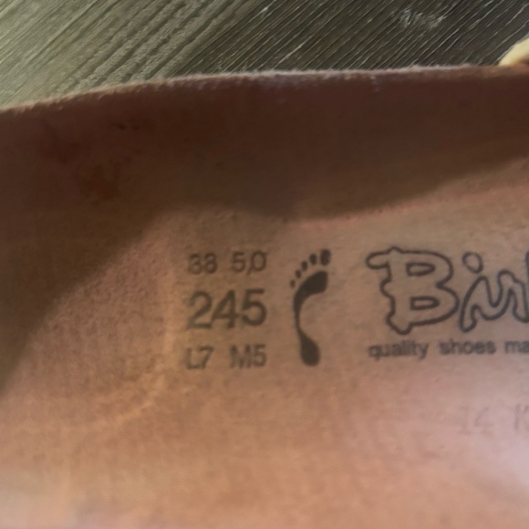 Birkenstock Pink Textured Sandals - Picture 4 of 5